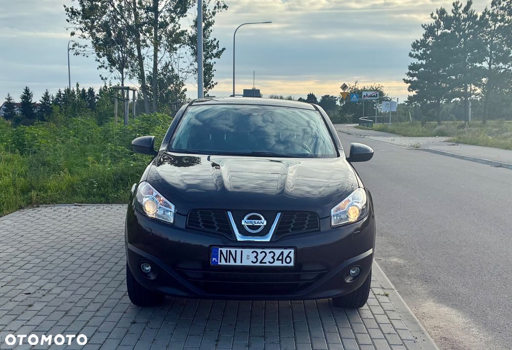 Nissan Qashqai 2.0 lounge - 8
