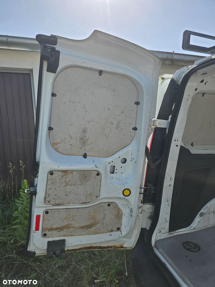Ford Transit Connect - 31