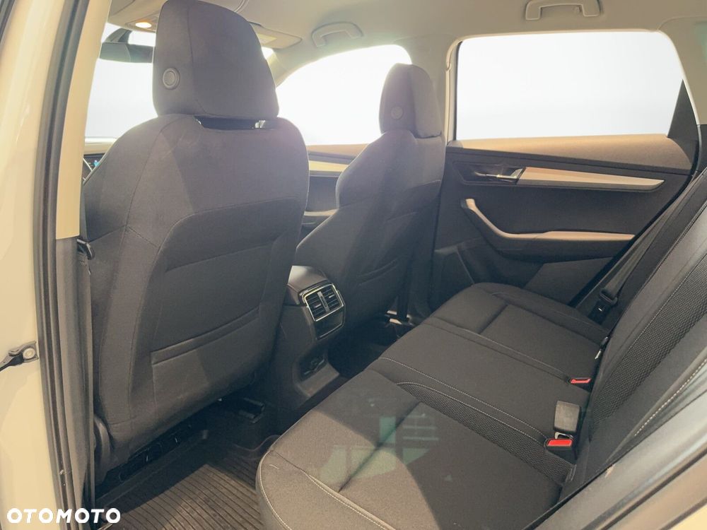 Skoda Karoq 2.0 TDI SCR 4x2 Ambition DSG - 14