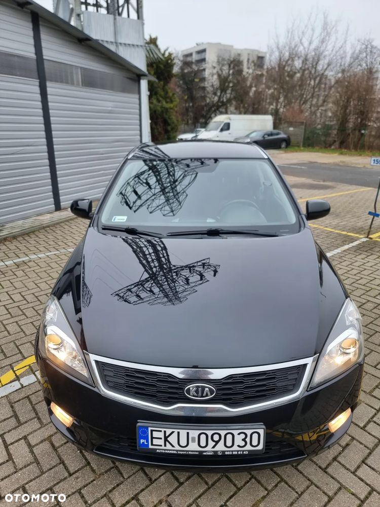 Kia Ceed 1.4 Comfort + - 6