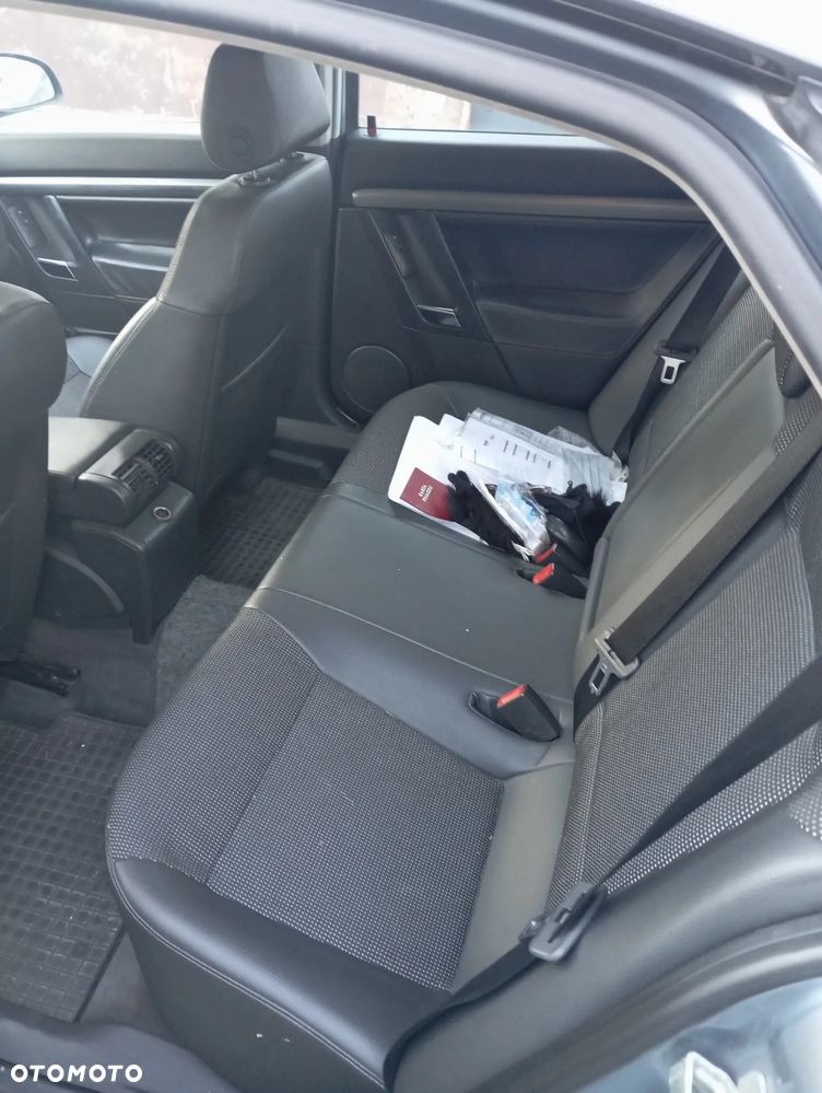 Opel Vectra 1.9 CDTI Cosmo - 6
