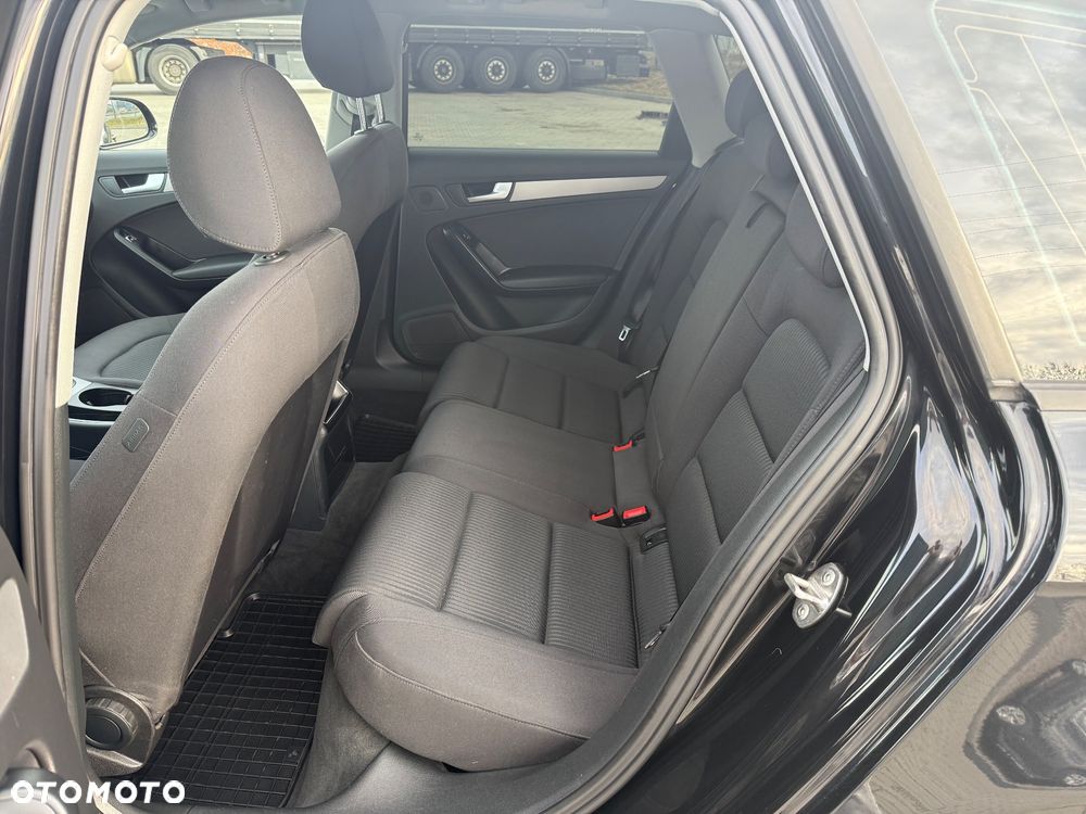 Audi A4 Avant 2.0 TDI Limited Edition - 17