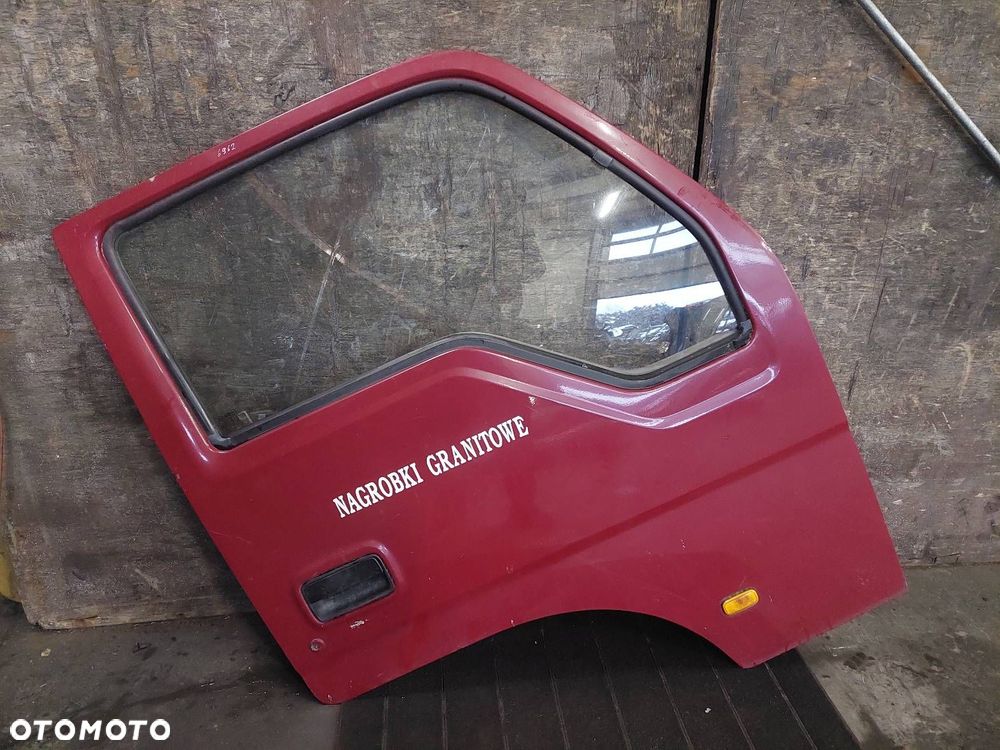 DRZWI KOMPLETNE PRAWY PRZÓD KIA BONGO K2700 II - 1