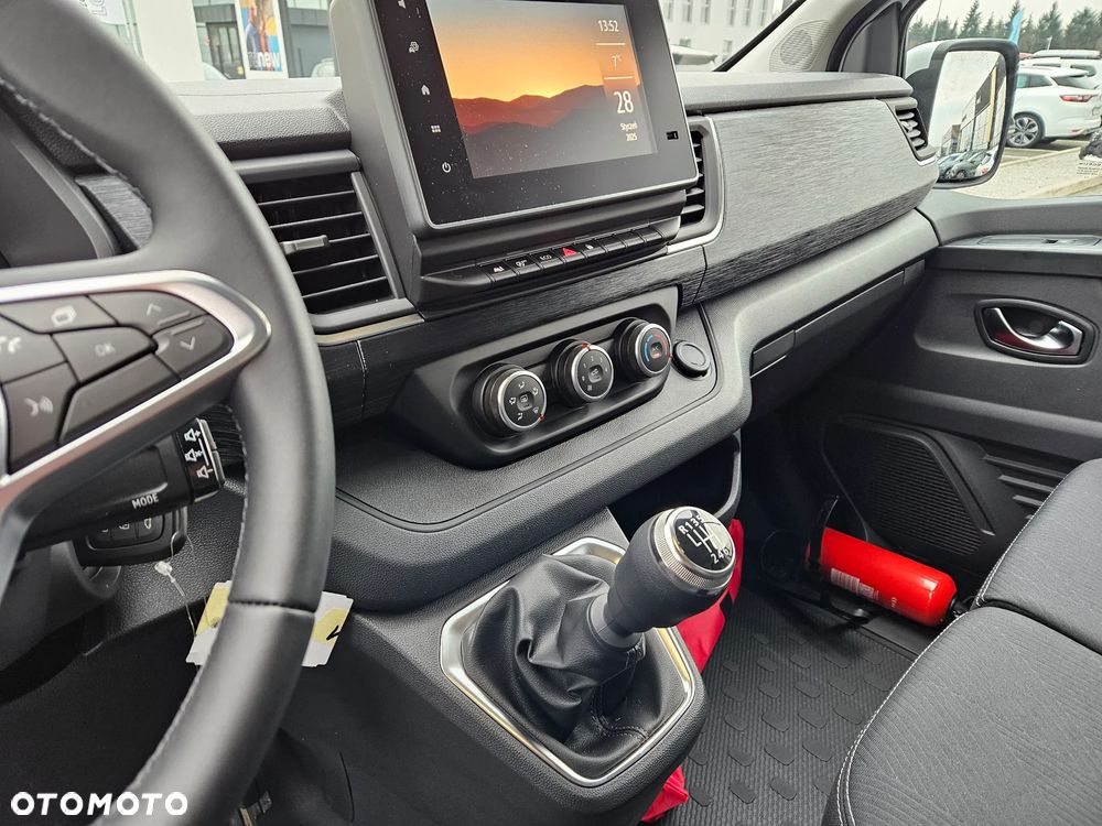 Renault Trafic L1H1 2.0dCi 130 KM - 14