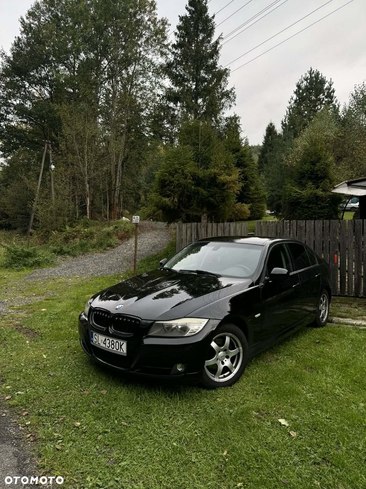 BMW Seria 3 318i Edition Sport - 2