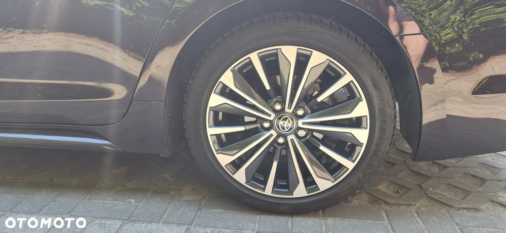 Toyota Corolla 1.8 Hybrid Style - 28