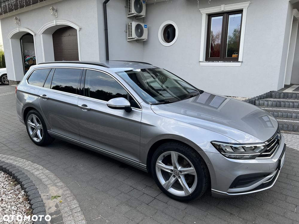Volkswagen Passat 1.5 TSI EVO Business DSG - 1