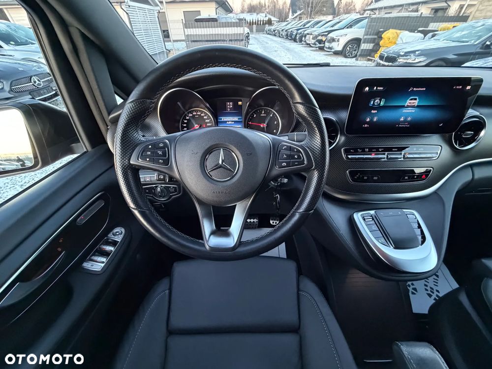Mercedes-Benz Klasa V 300 d lang 4Matic 9G-TRONIC Avantgarde Edition - 36
