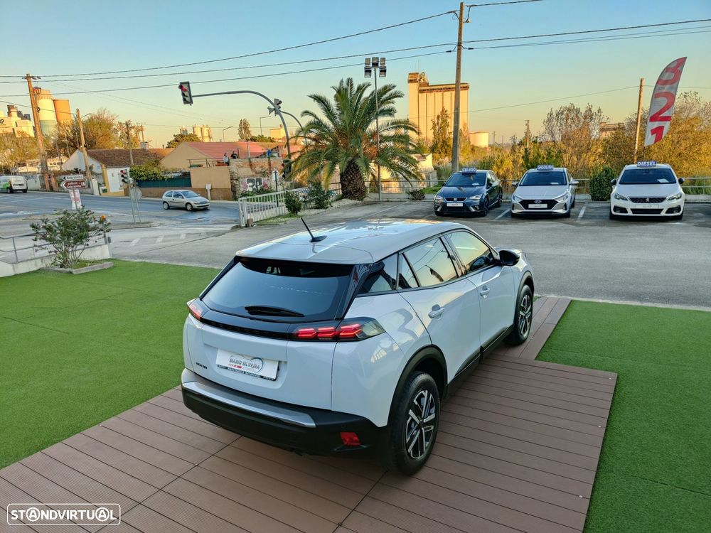 Peugeot 2008 1.2 PureTech Active Pack - 23