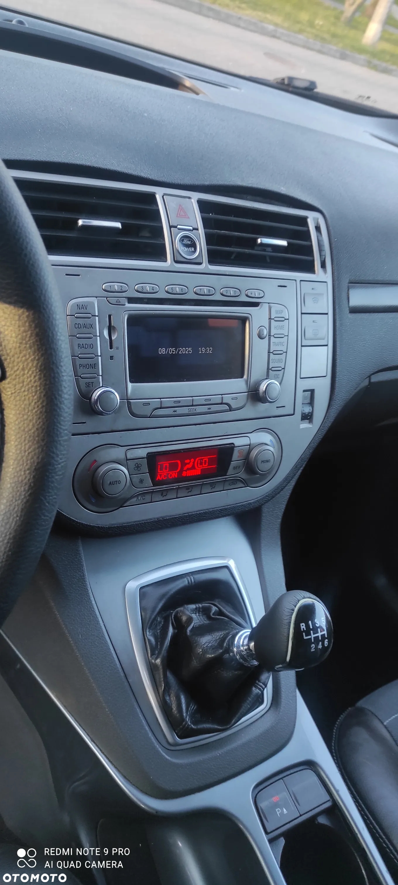 Ford Kuga 2.0 TDCi 2x4 Trend - 35