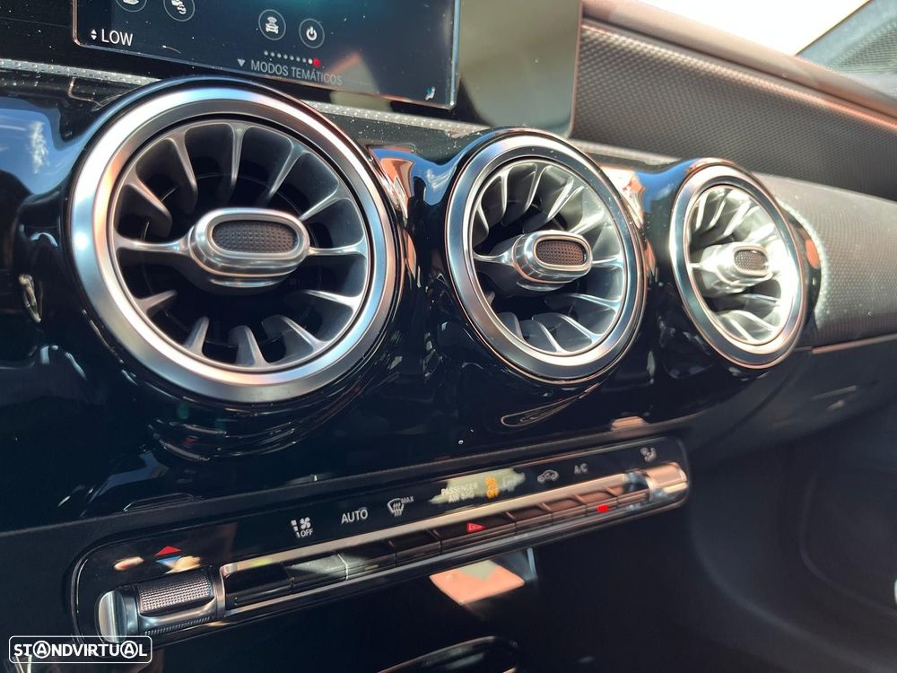 Mercedes-Benz CLA 180 - 18