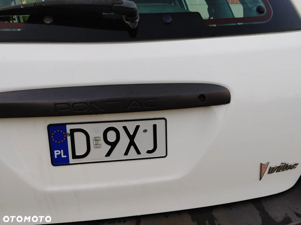 Pontiac Vibe - 19