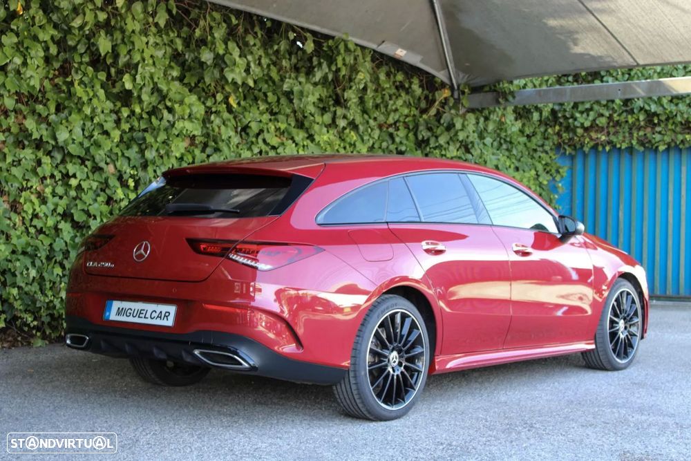 Mercedes-Benz CLA 250 e Shooting Brake AMG Line - 9