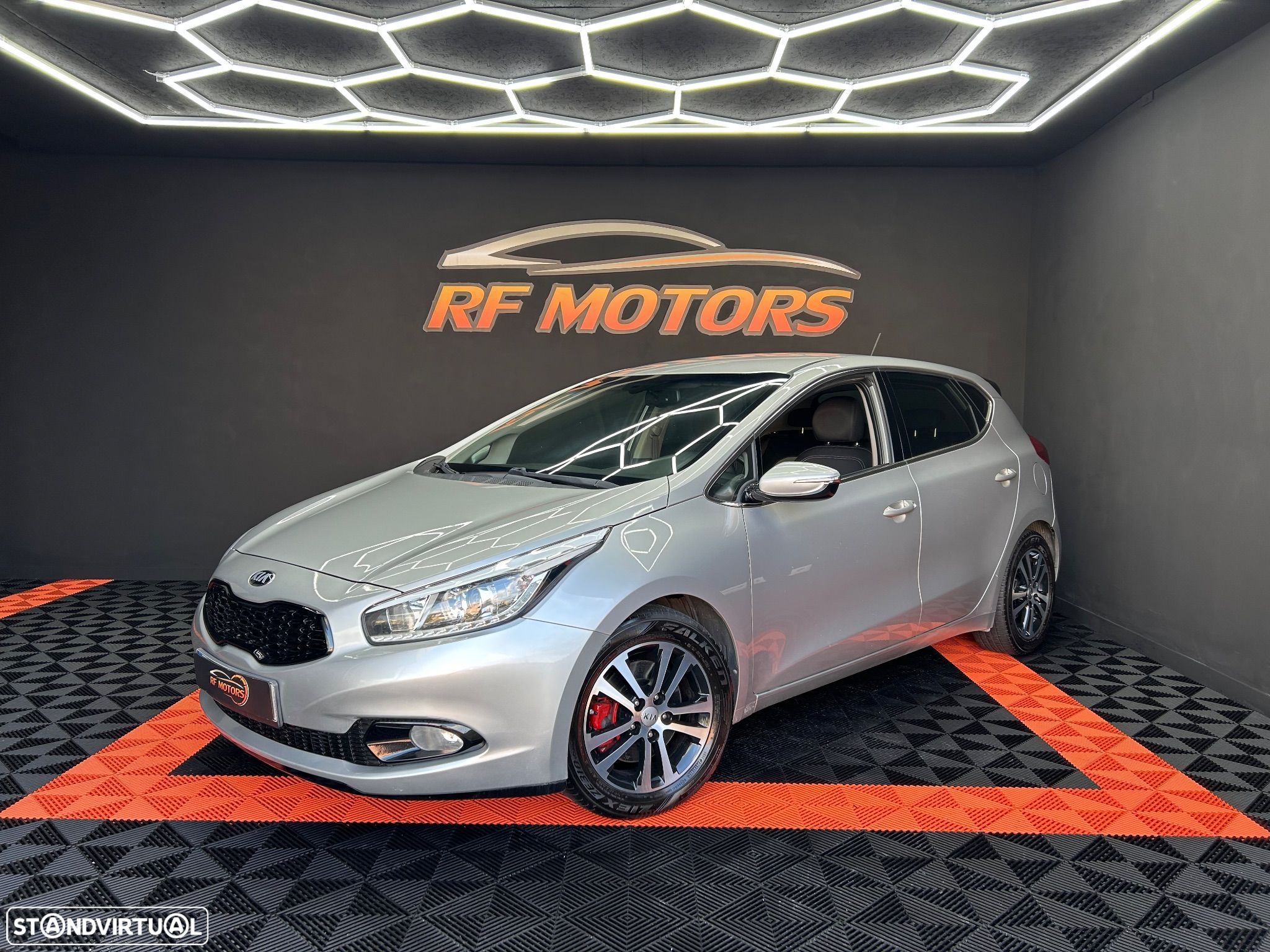 Kia Ceed 1.6 CRDi ECO - 1