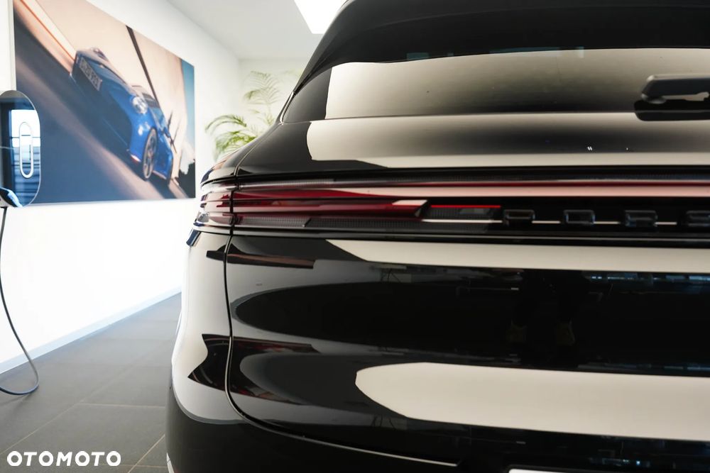 Porsche Cayenne Standard - 32