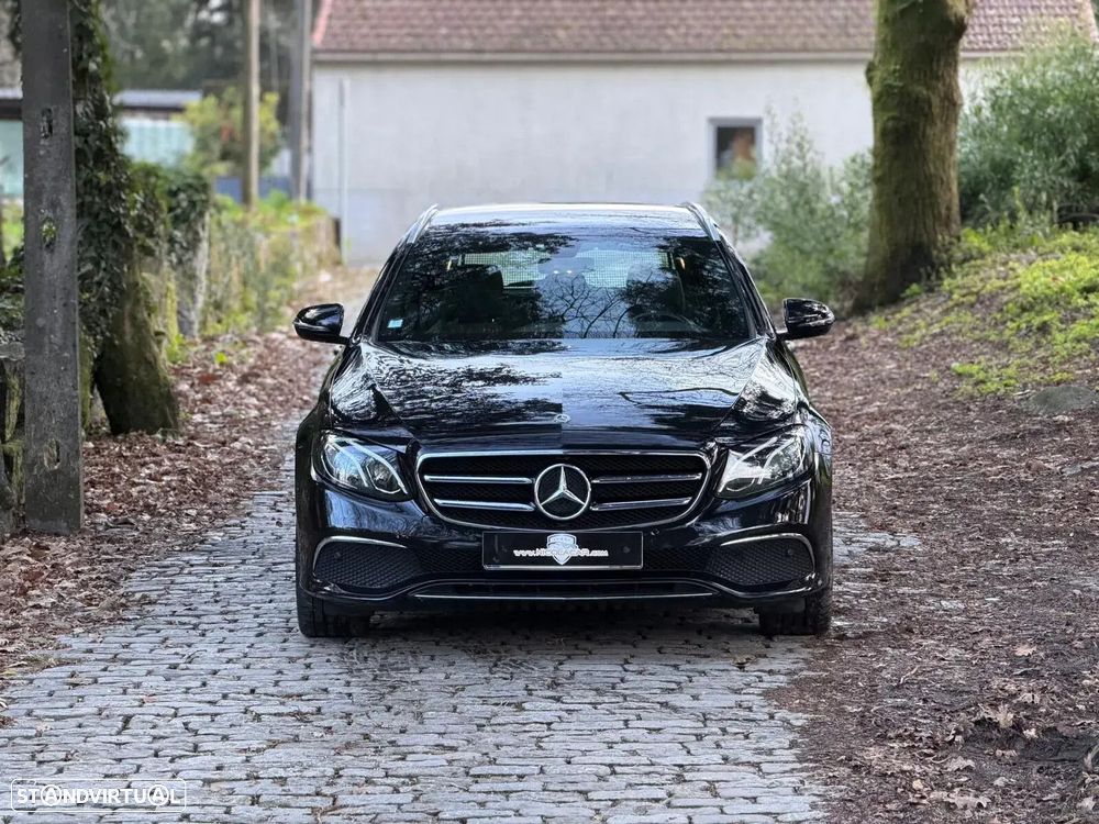 Mercedes-Benz E 300 de AMG Line - 34