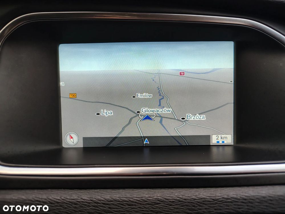 Volvo V40 D2 Momentum - 26