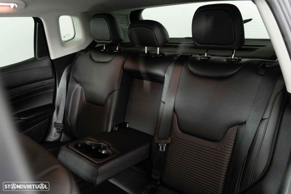 Jeep Compass 1.3 TG Limited - 11