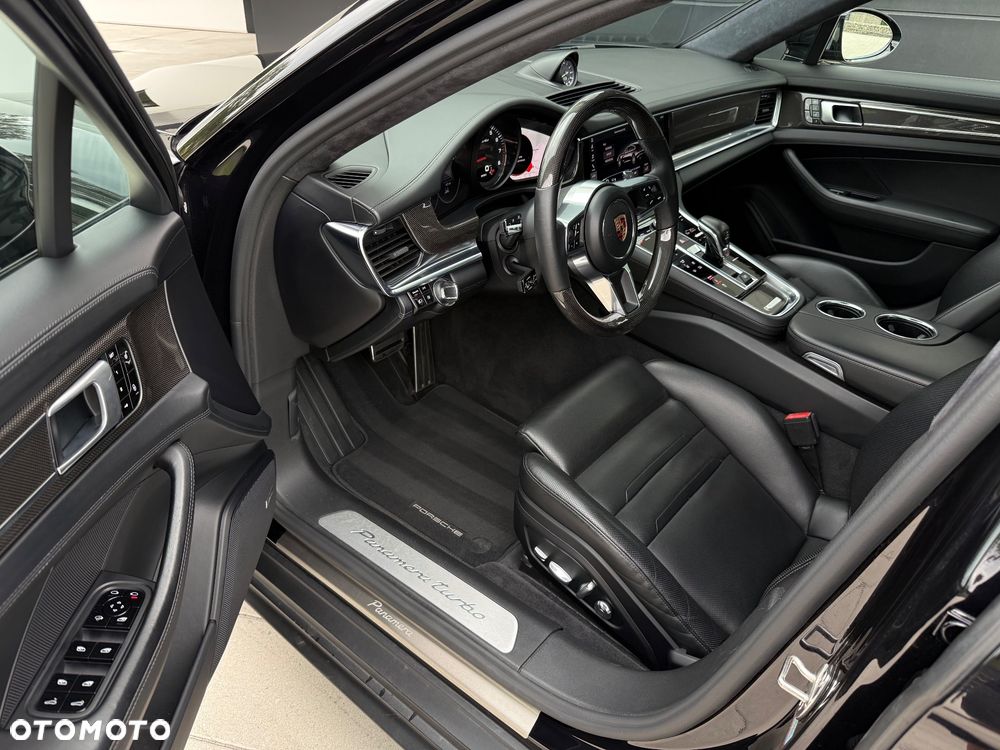 Porsche Panamera Turbo - 3