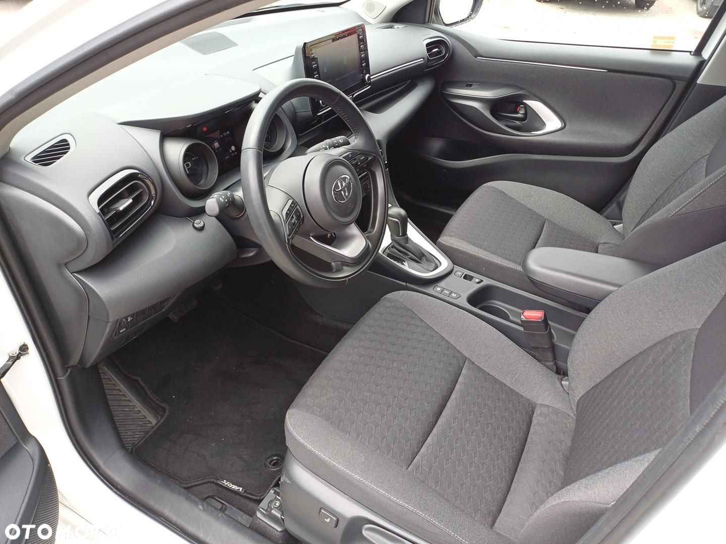 Toyota Yaris - 9