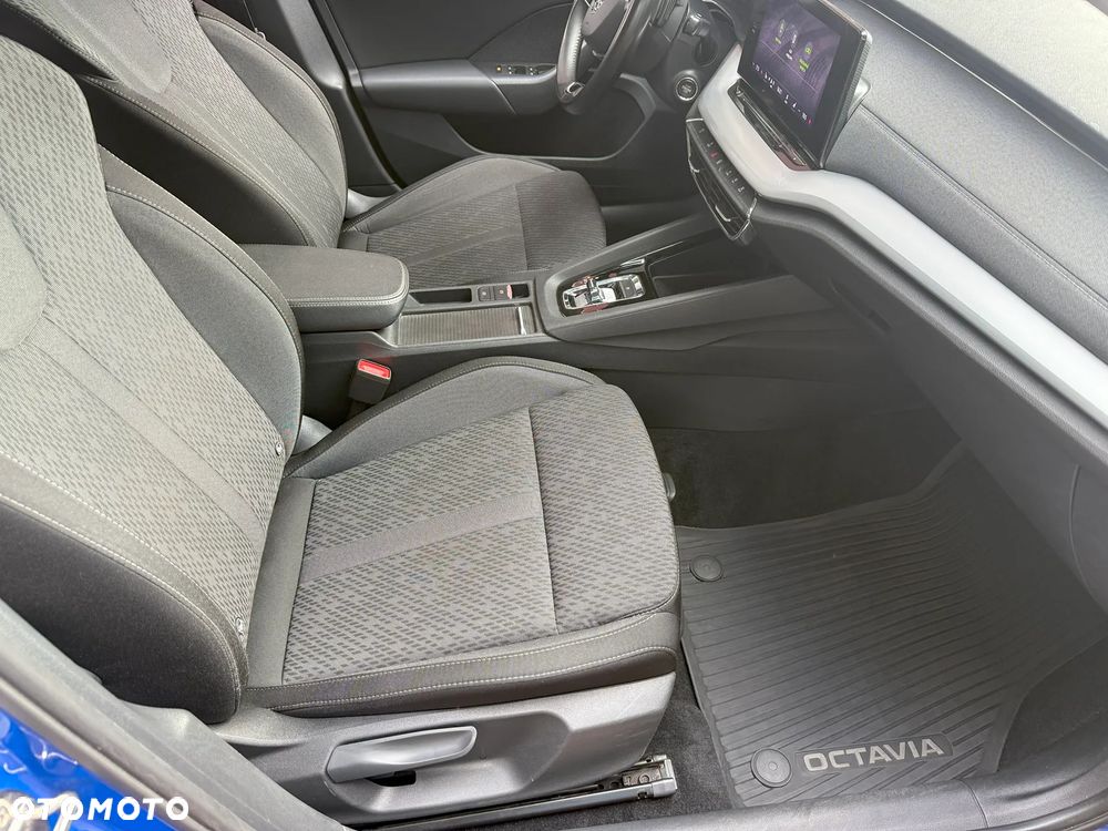Skoda Octavia 2.0 TDI Style DSG - 18