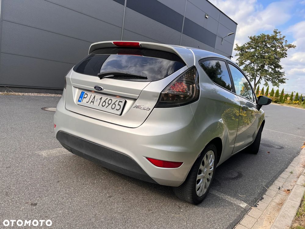 Ford Fiesta - 6