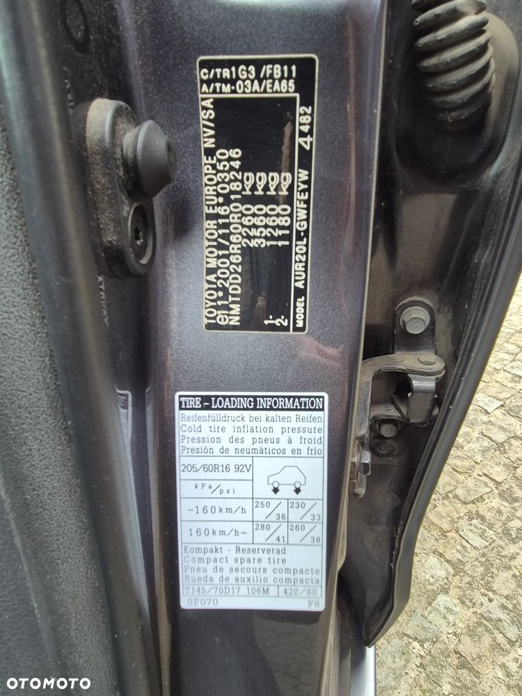 Toyota Verso 2.0 D-4D Sol 7os - 9