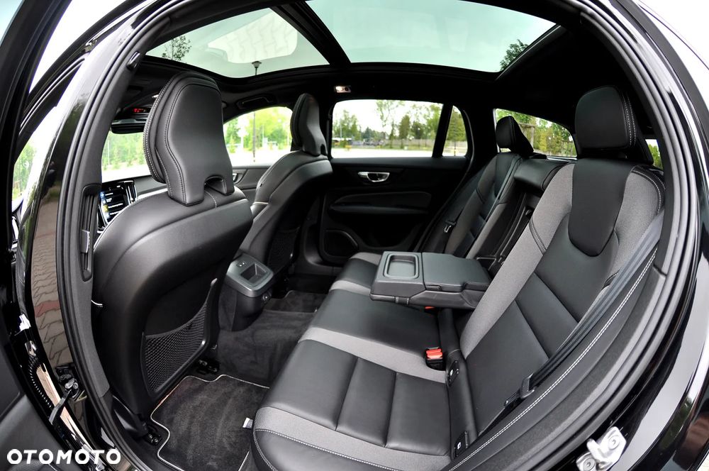 Volvo V60 B3 B Geartronic RDesign - 23