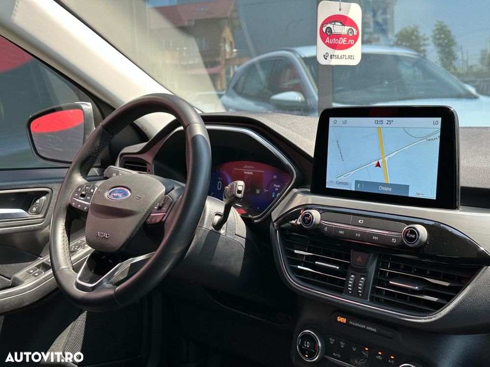 Ford Kuga - 11