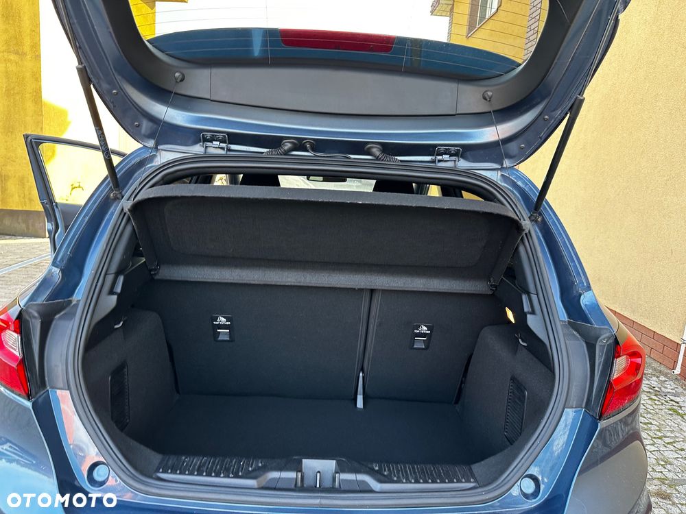 Ford Fiesta 1.0 EcoBoost S&S ST-LINE - 11