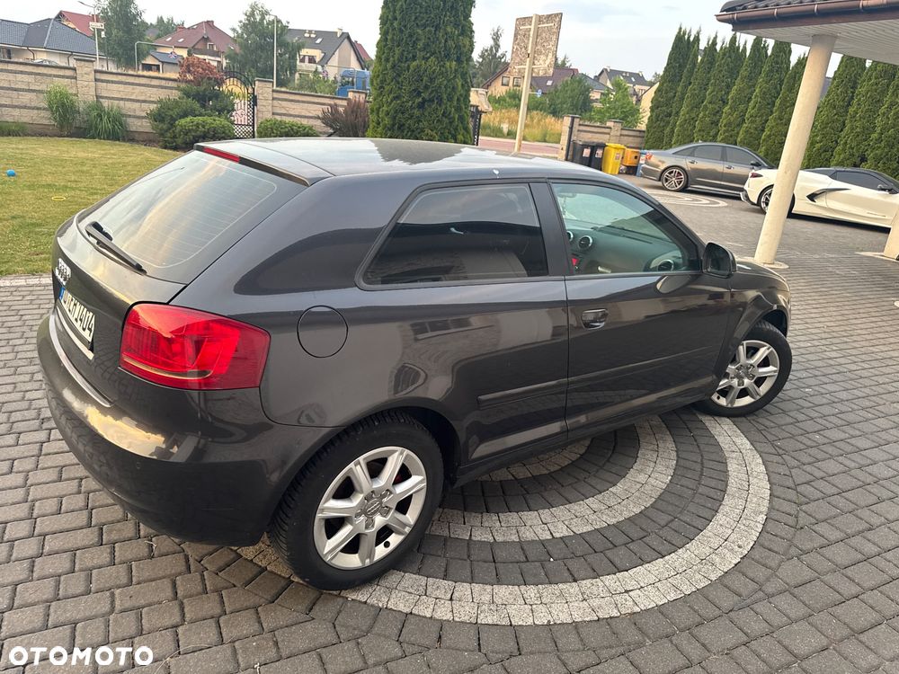 Audi A3 3-drzwiowe 1.8 TFSI Attraction S tronic - 9
