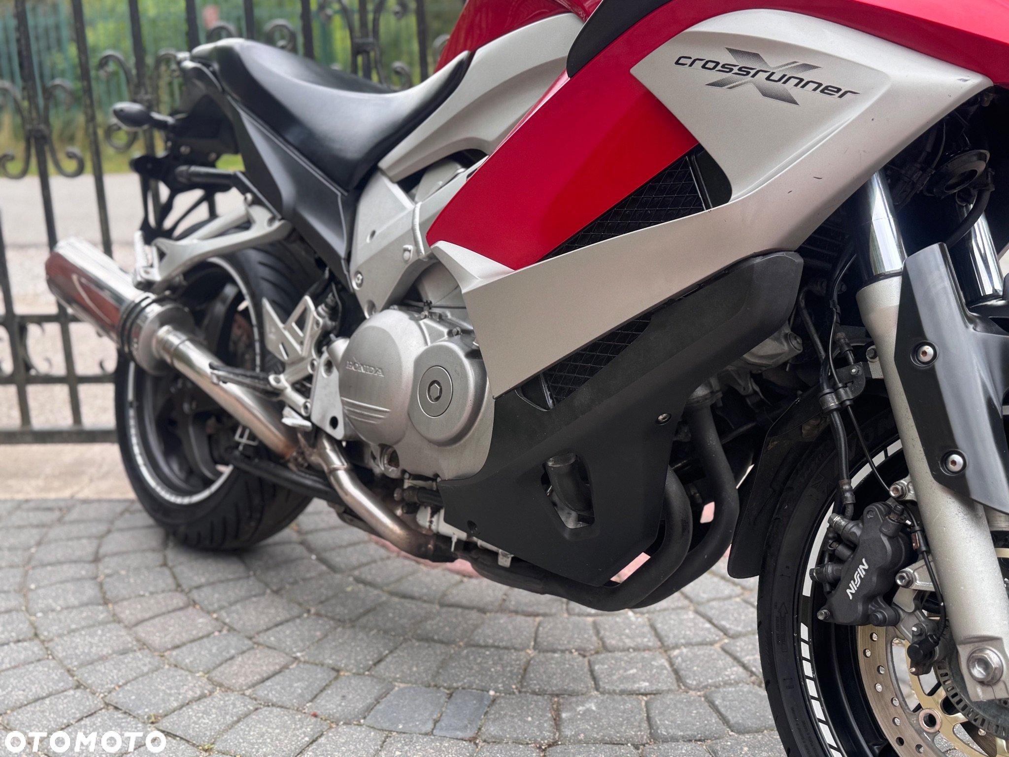 Honda VFR - 12
