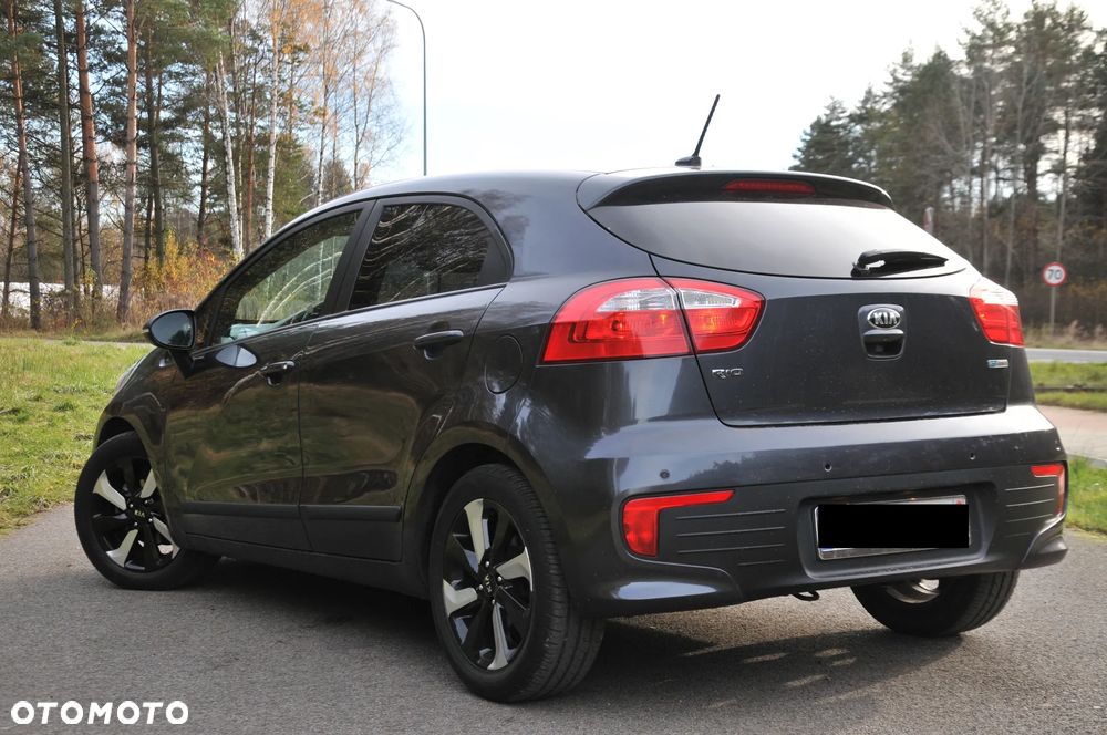 Kia Rio - 18
