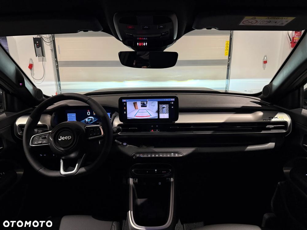 Jeep Avenger 1.2 T3 mHEV Overland 4xe eDCT6 - 16