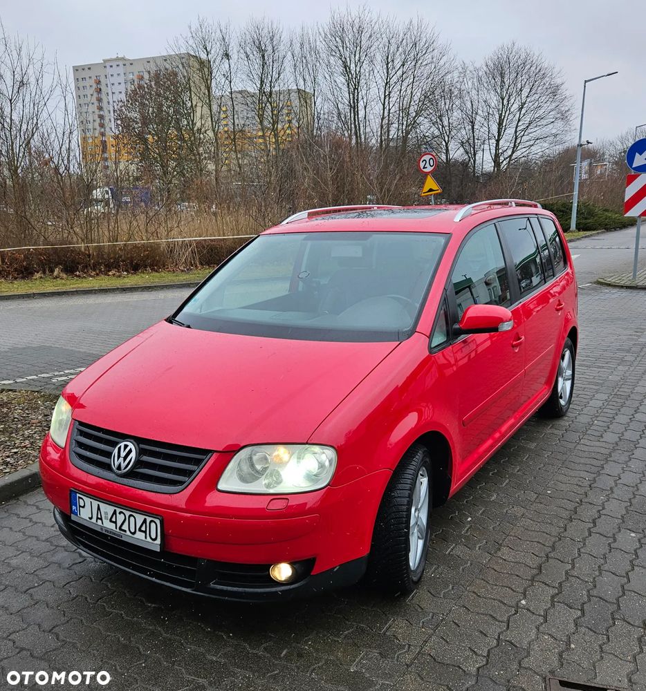 Volkswagen Touran 2.0 TDI DPF Trendline DSG - 1