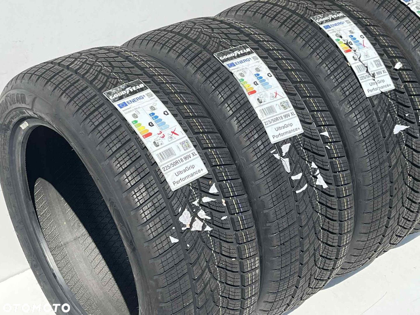 OPONY ZIMOWE GOODYEAR ULTRA GRIP PERFORMANCE  225/50/18 99V XL NOWE 2023R - 2