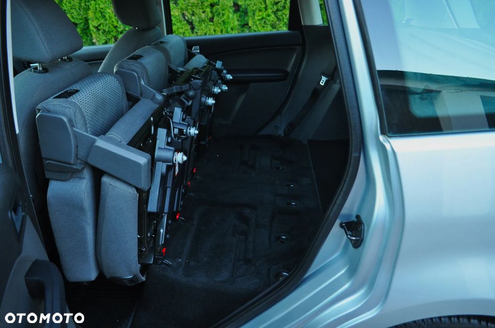 Ford C-MAX - 30