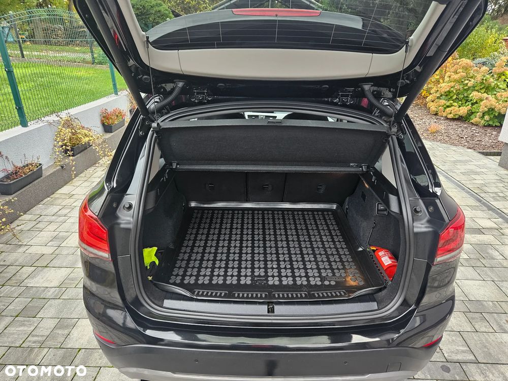 BMW X1 - 16