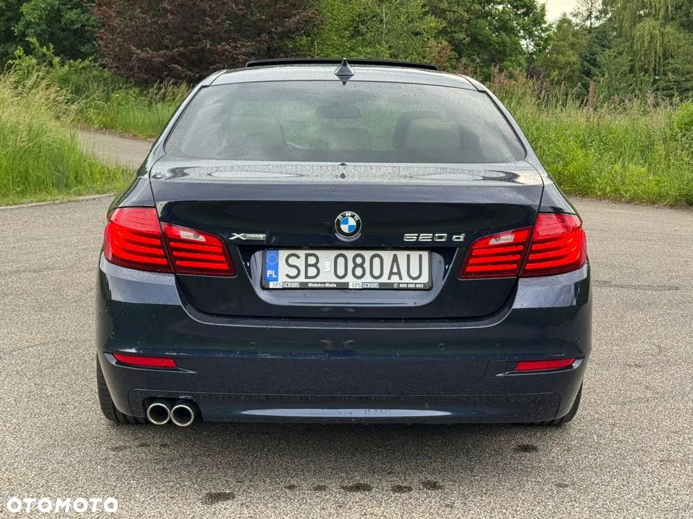 BMW Seria 5 520d xDrive Luxury Line - 12