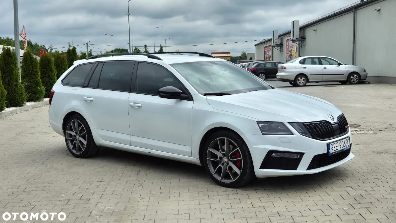 Skoda Octavia 2.0 TDI RS DSG - 8