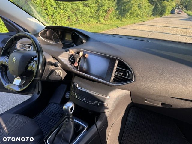 Peugeot 308 1.2 PureTech GPF Access S&S - 10