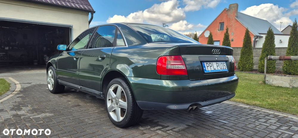 Audi A4 Limousine - 6
