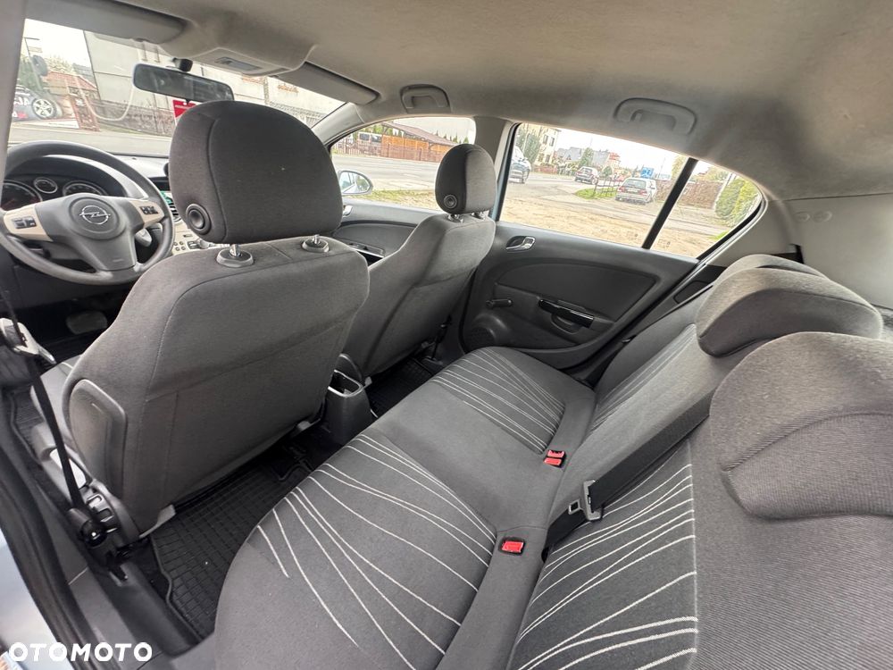 Opel Corsa - 11