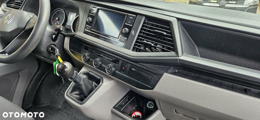 Volkswagen TRANSPORTER T6.1 - 15