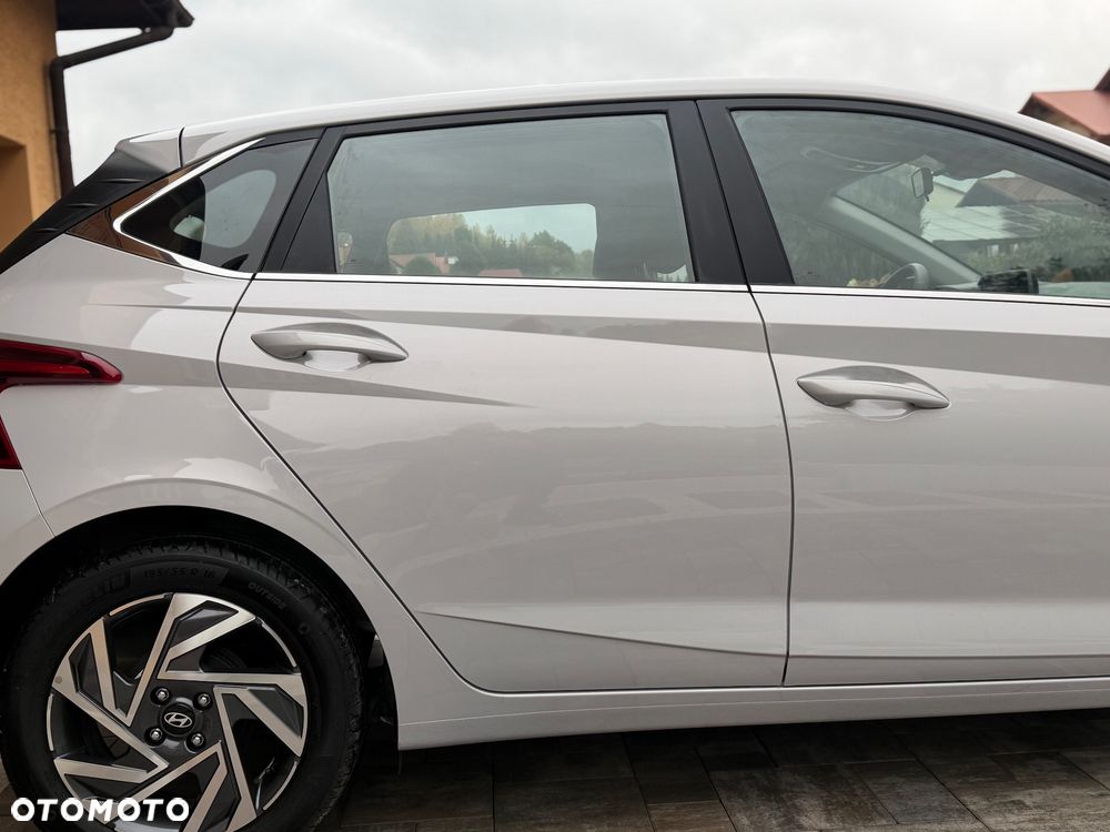 Hyundai i20 1.2 Modern - 21