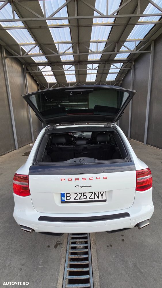Porsche Cayenne - 7