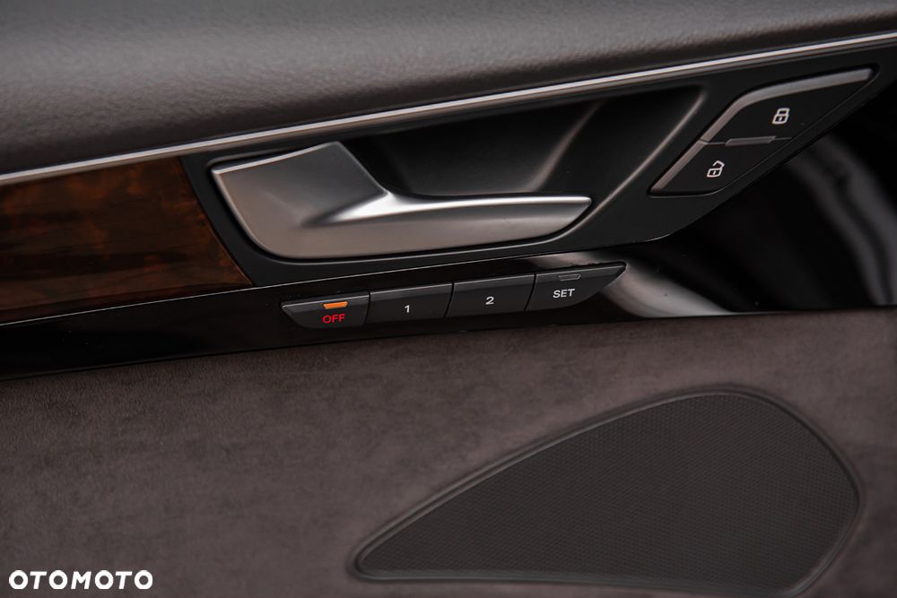 Audi A8 3.0 TDI DPF quattro tiptronic - 16