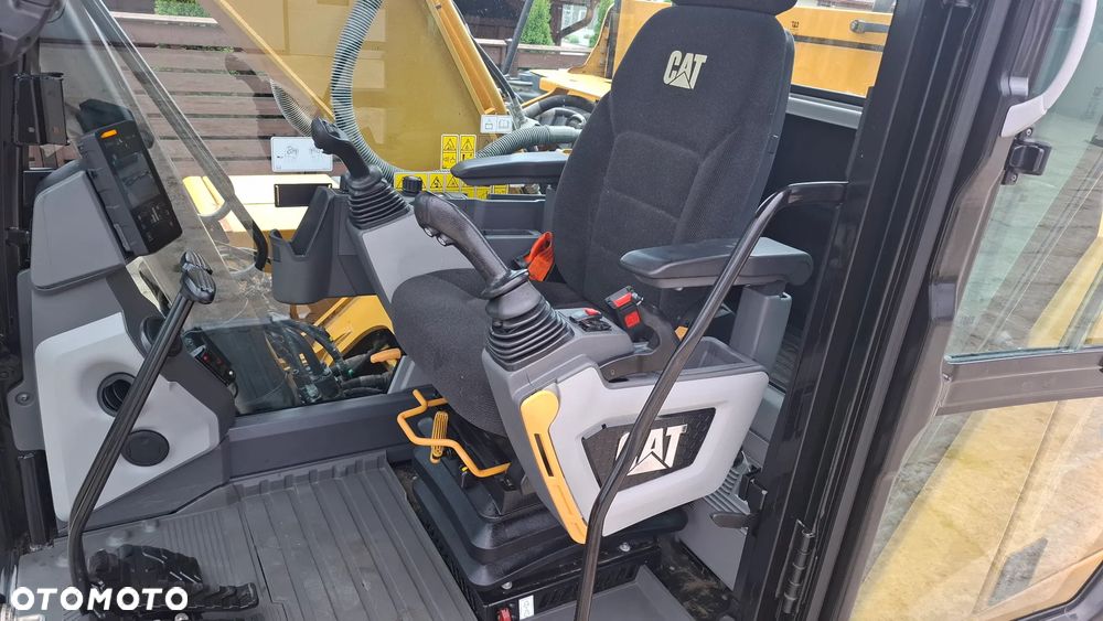 Caterpillar CAT 320 GC Rok 2020 - 4