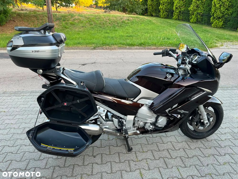 Yamaha FJR - 7