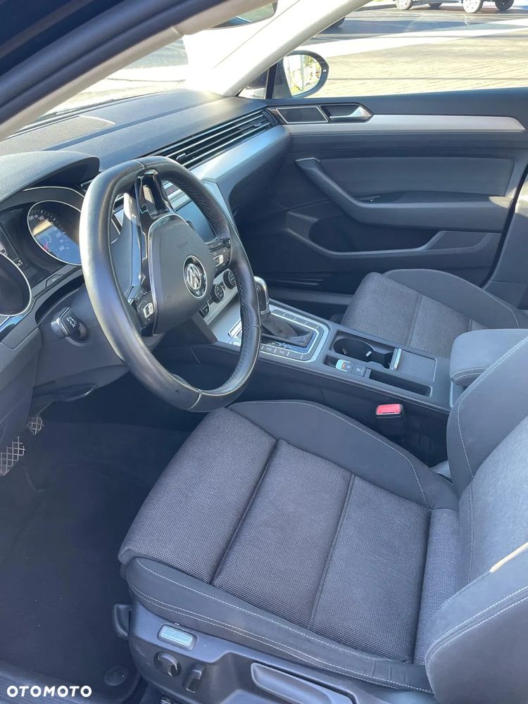 Volkswagen Passat 1.8 TSI BMT Comfortline DSG - 4